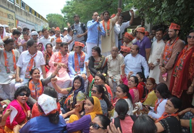 Rising crime police cordon BJP