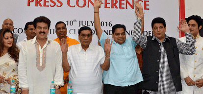 Bollywood stars and cricketers will be seen together in Ramlila wrestler