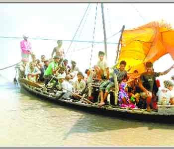 Ghaghra flooded again, stir in the valley