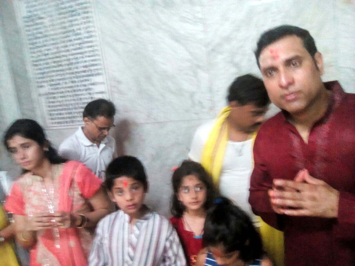  VVS Laxman put attendance at the court baba