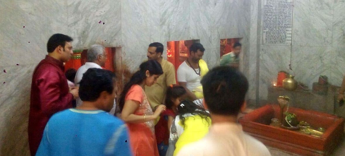 Former cricketer VVS Laxman worships Kashi Vishwanath in Varanasi