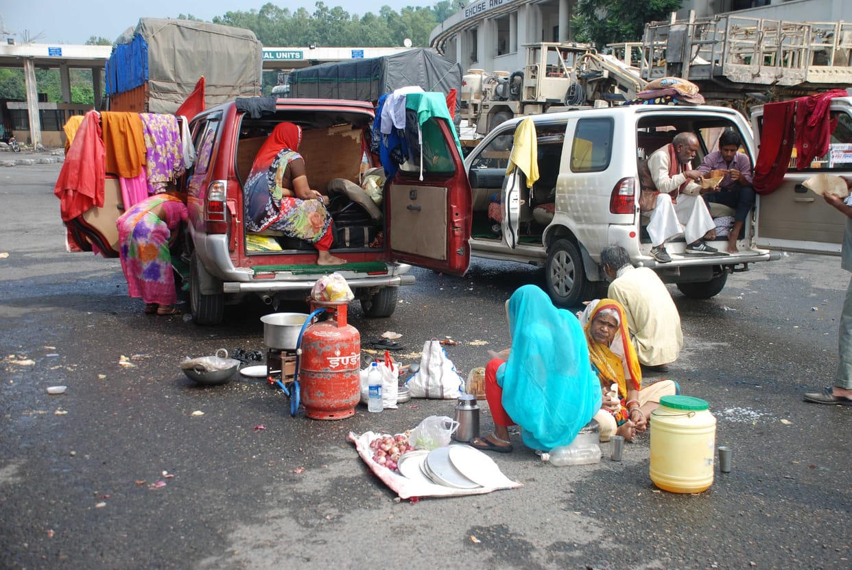 Amarnath Yatra began from inflation and the difficult, 100 water and tea are sold at Rs 50