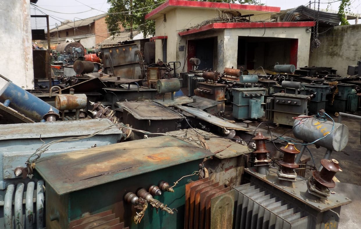 Funke 150 transformers in the rain