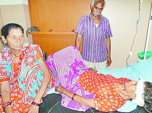 Sleeping old woman attacked at home in Sahnpur