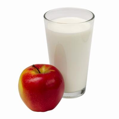 With pregnant women will eat milk and fruit