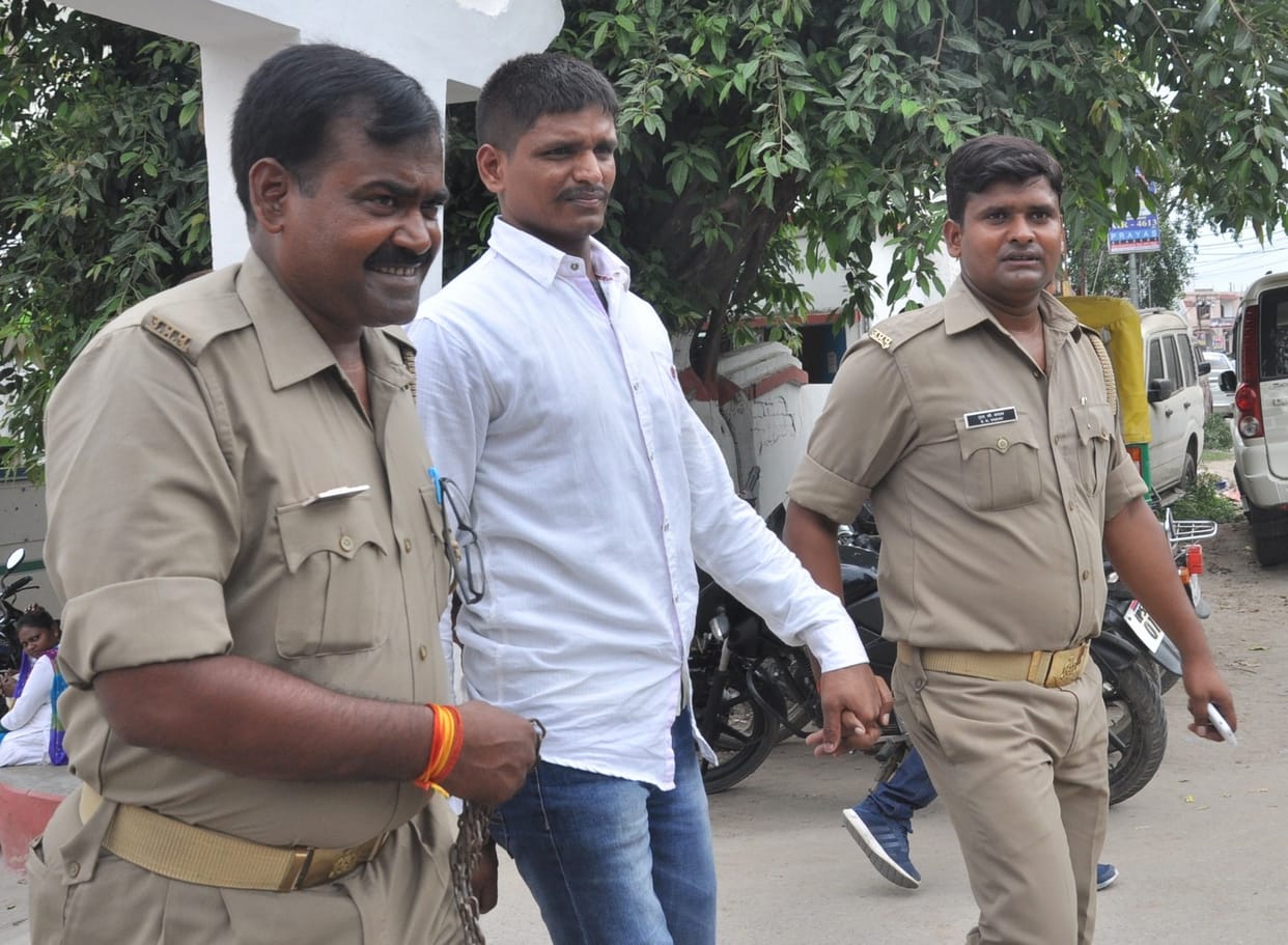prissioner escaped from kehchari, arrest