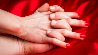  After the death of her husband she ask for his sperm, hospital refuse