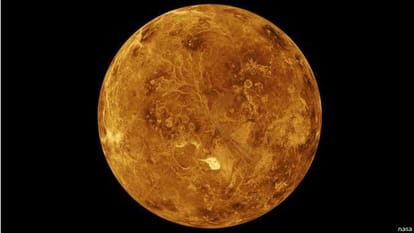 Where Average temperature is 460 ° C.