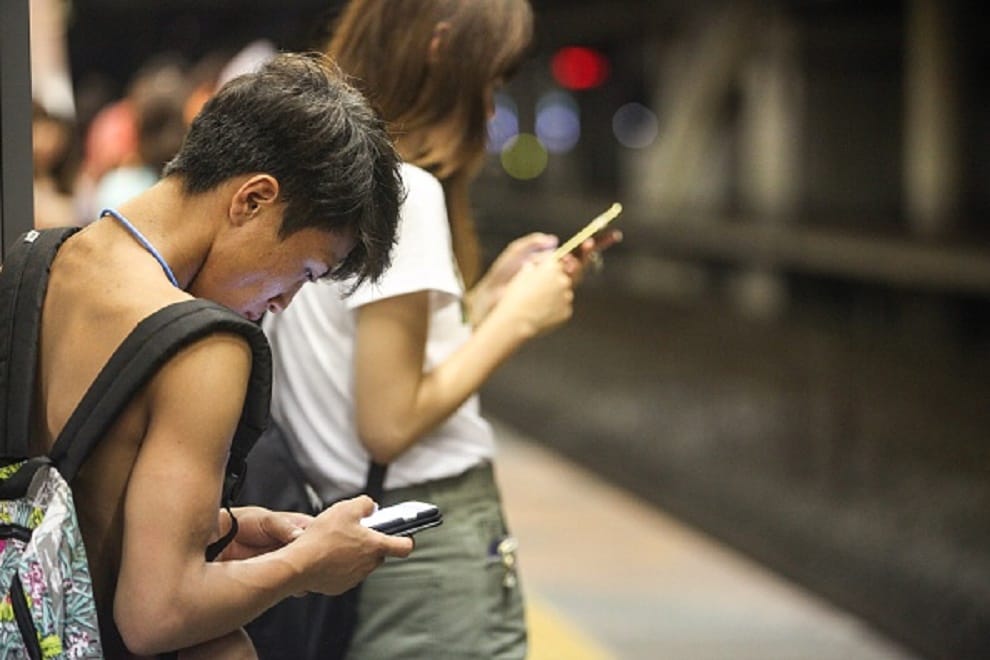 touchscreen smartphone causes problems