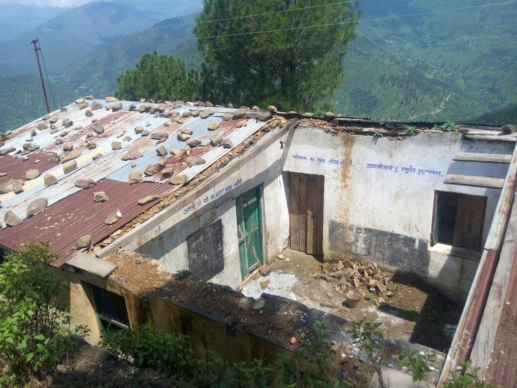 94 dilapidated school building in Rudraprayag.