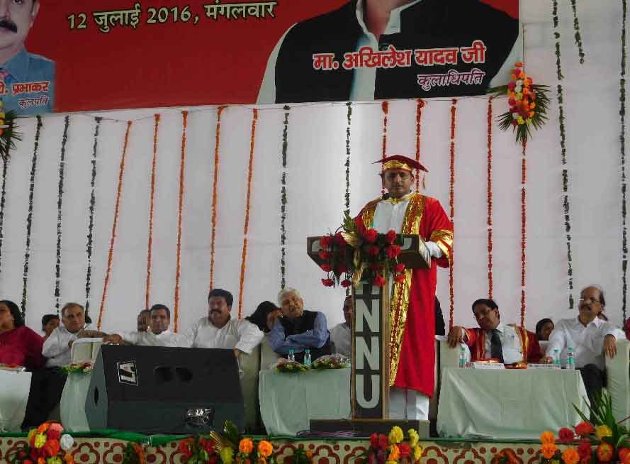 up cm akhilesh yadav give statement in saifai