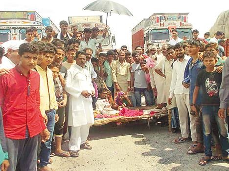 Power burst of temper, the highway jam