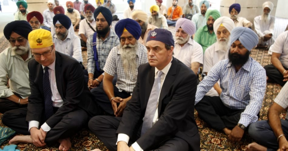 british high commission to india officers visited to chandigarh gurudwara