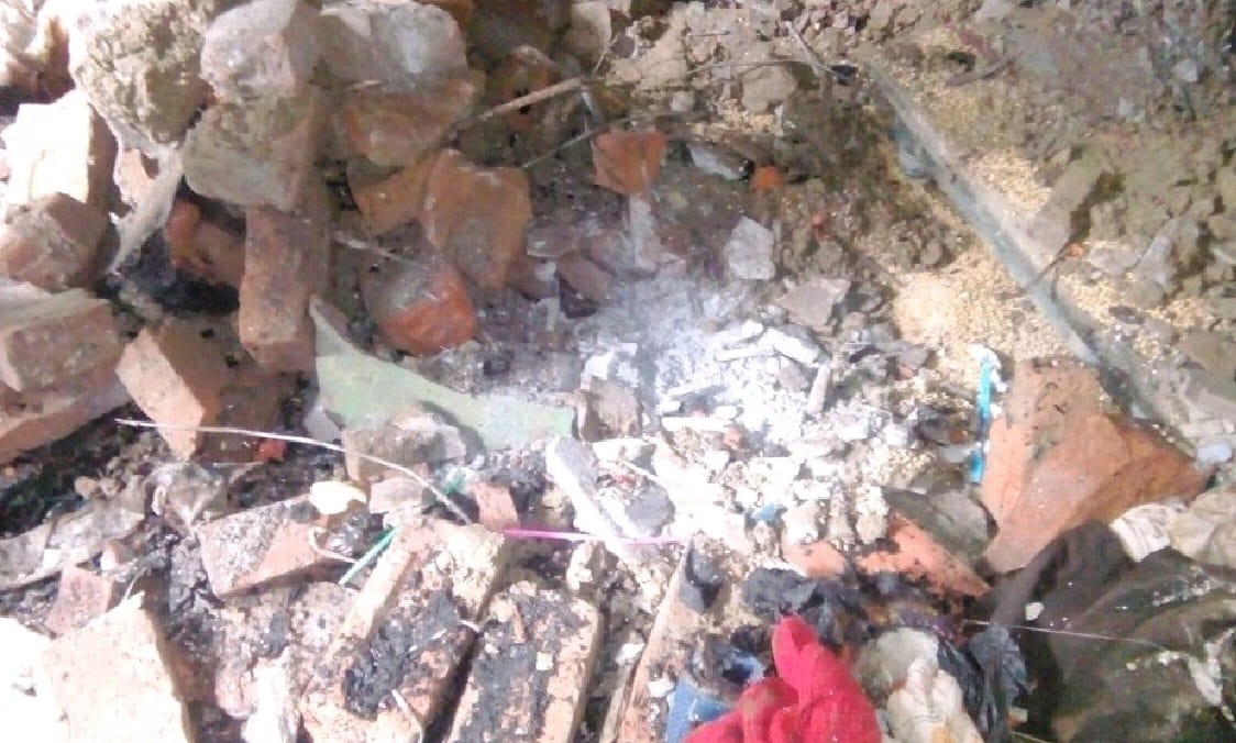 Gunpowder was made of brick, not the battery and booster