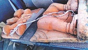 hanuman ji ki pratima todi