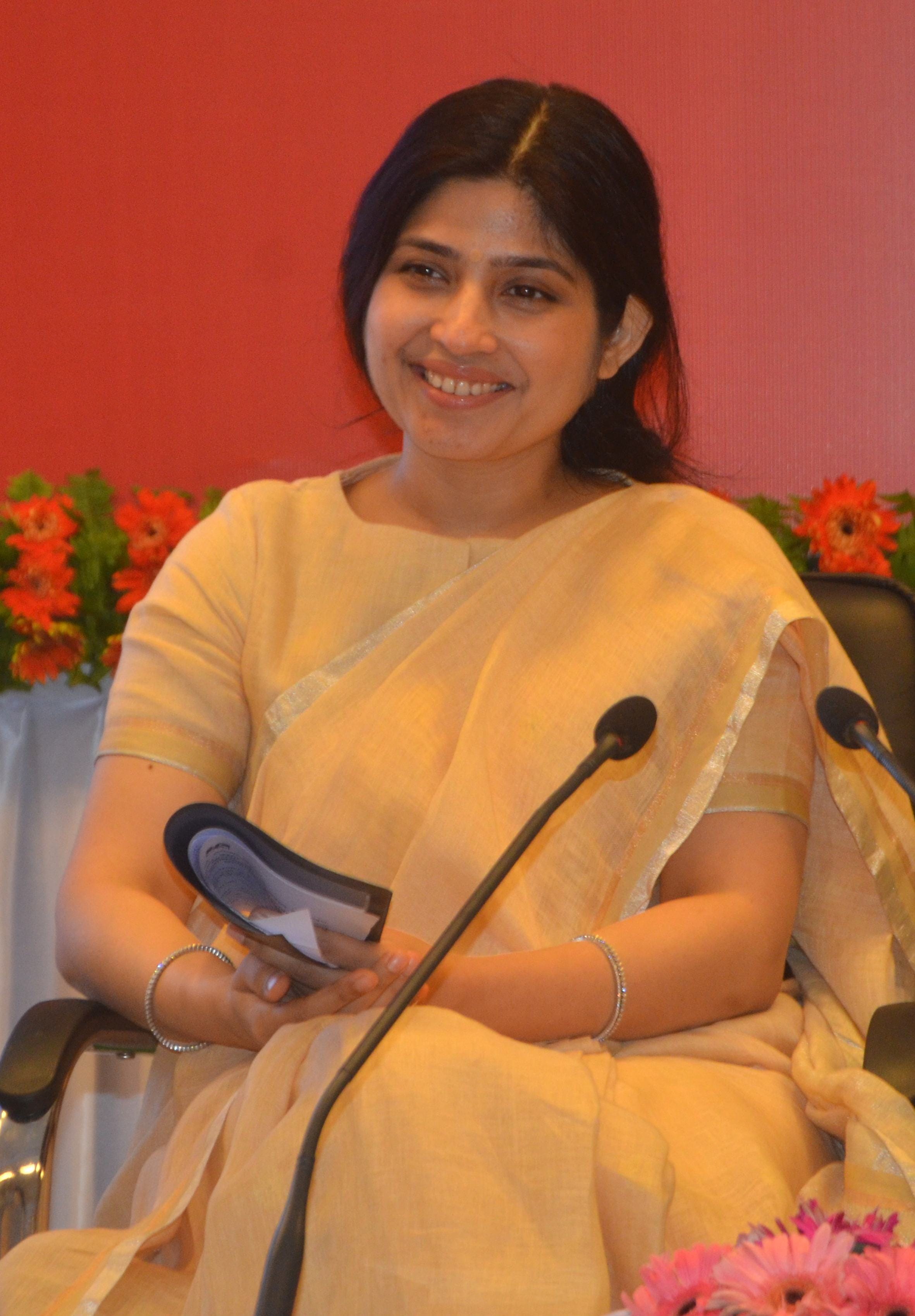 dimple yadav distributes school bags on malala day
