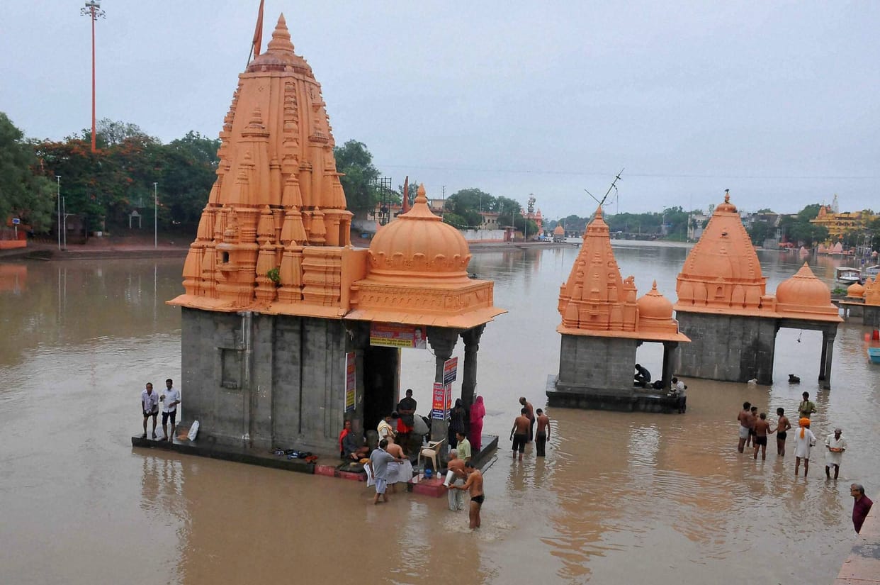More than 1200 villages affected by heavy floods in Madhya Pradesh