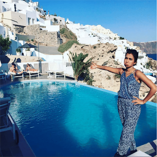Pakistani woman went on her honeymoon without husband