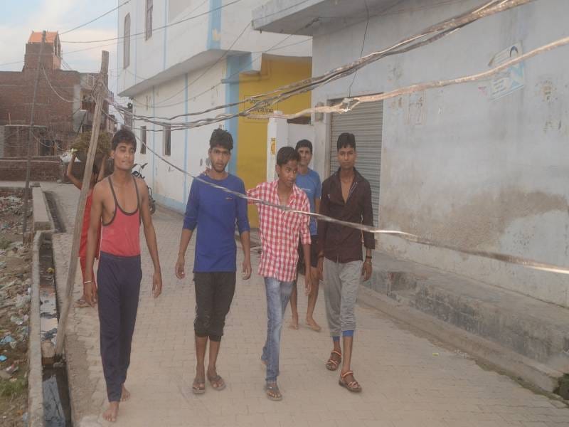 karant se tent vyavasaayee kee maut