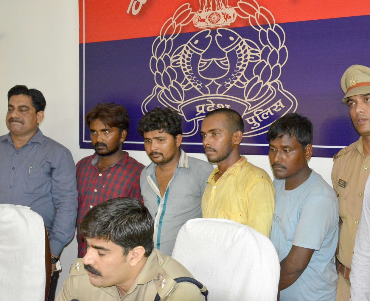 Goods laden trucks robbers arrested