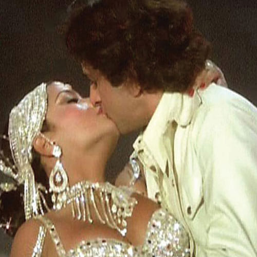 bollywood's 15 special kisses whom viewers always remember