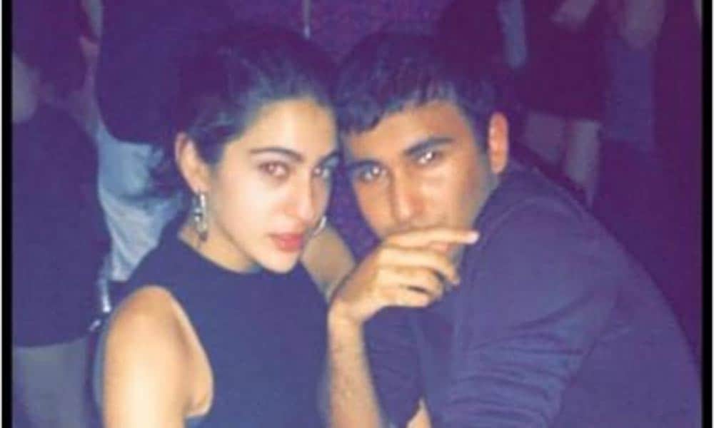 Saif's Daughter Sara Chills With Boyfriend at a Nightclub