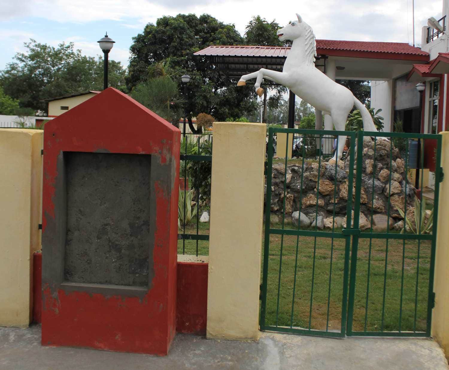 astrology on removing police horse shaktiman statue