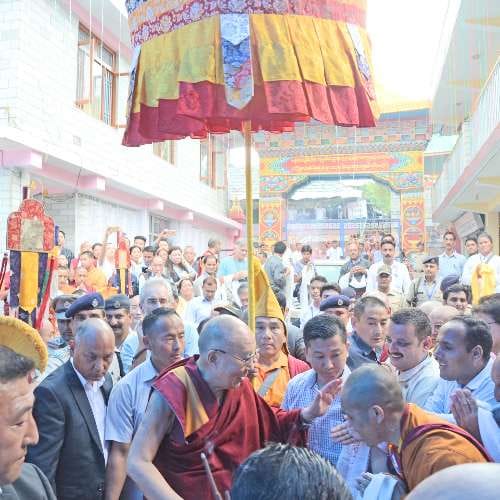 dalai lama inaugurated bodh mahakumbh in rewalsar mandi himachal pradesh