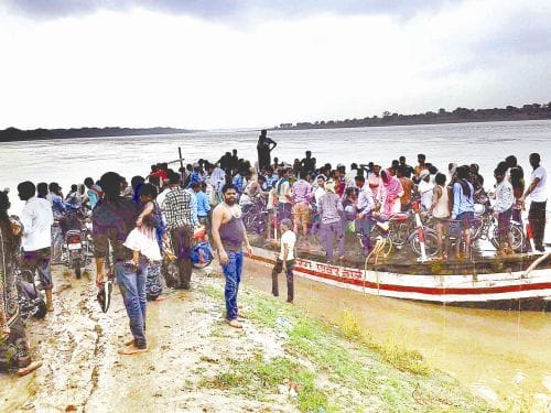 Increase in the Chambal river in spate, submerged crops