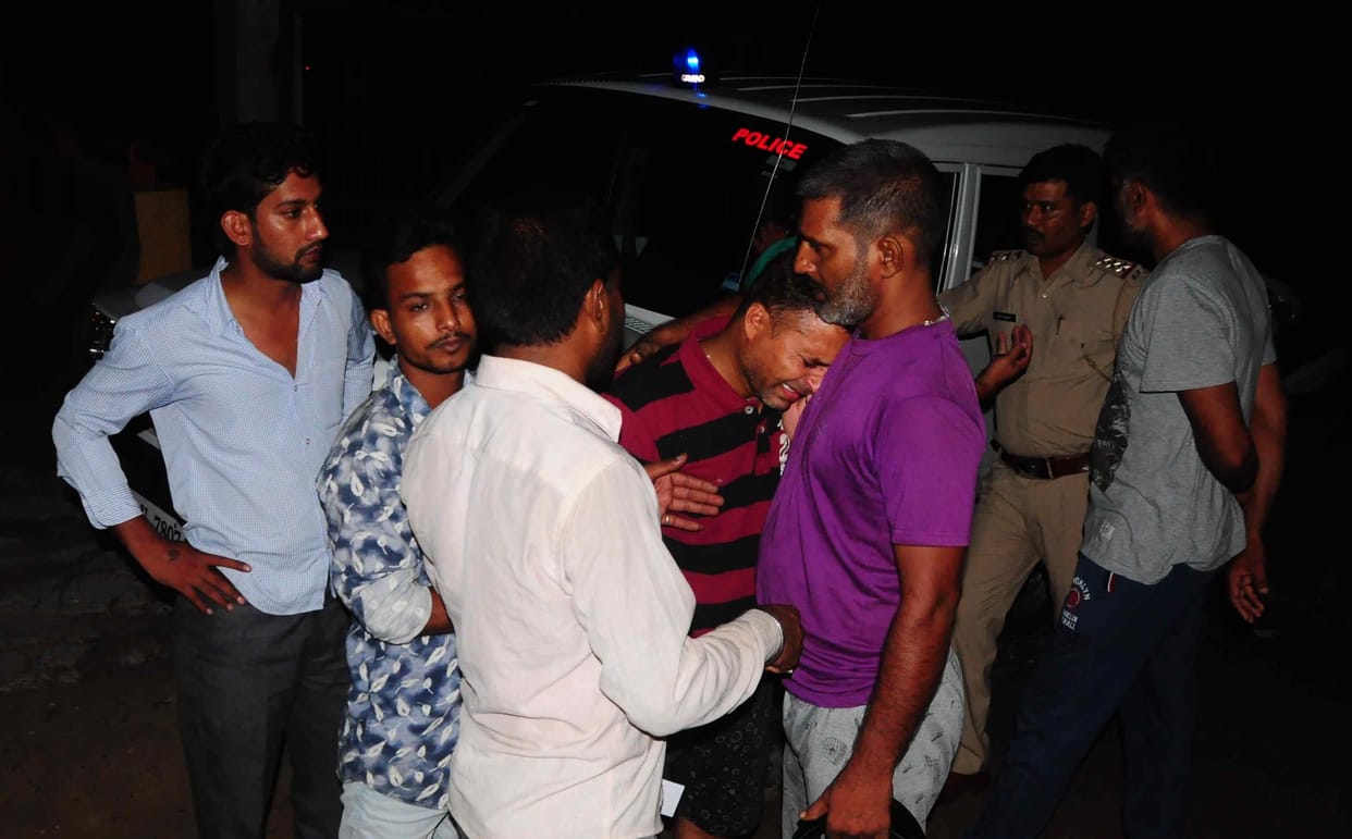 attempt suicide, quarrel with wife, call, brother, auto driver, crime, police, rohtak