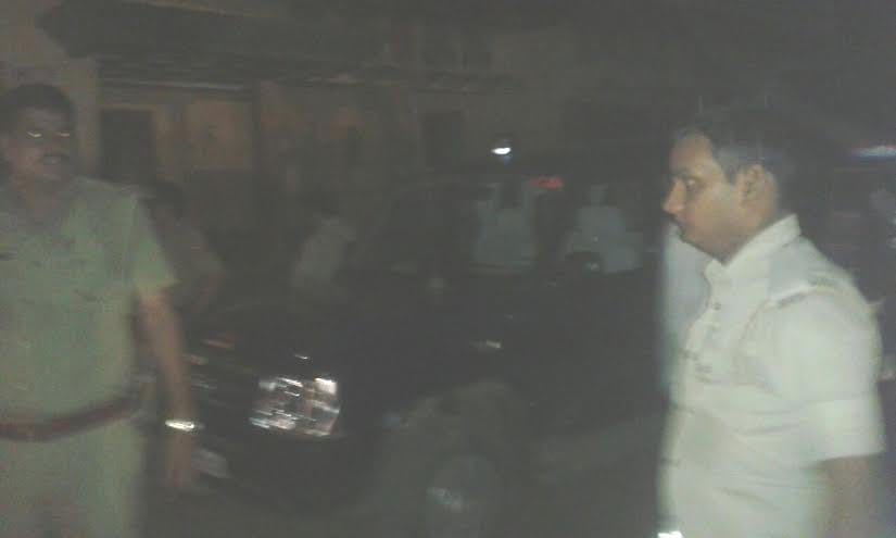 Arrested four people, including female head