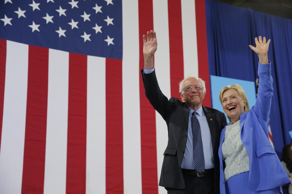 SANDERS ENDORSES CLINTON