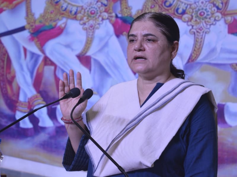 menka gandhi in mathura