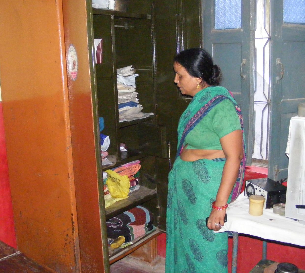 ncluding cash, jewelery theft of millions