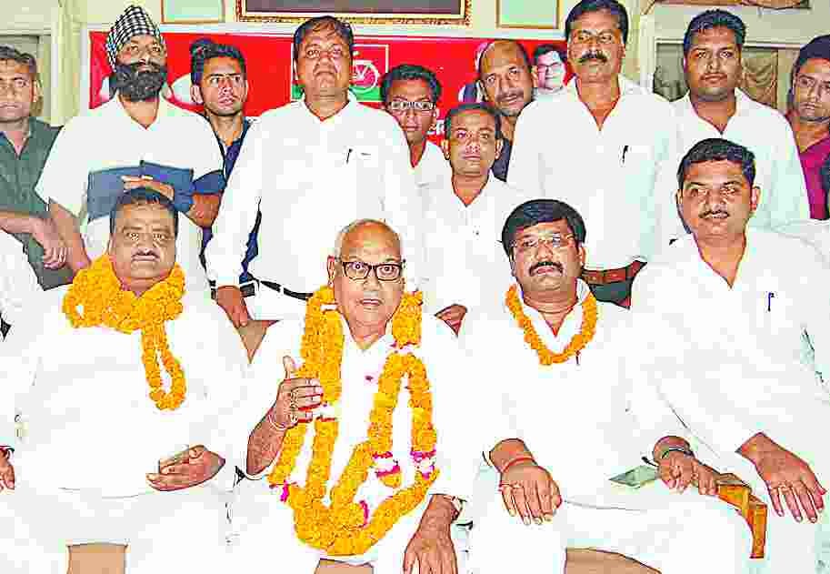 bjp ne vyapario