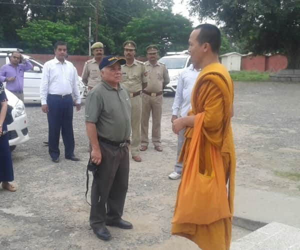 Thailand's ambassador visits shravasti.