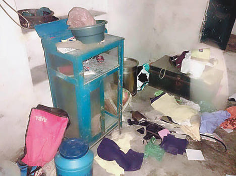 VDO house robbery in Hardoi