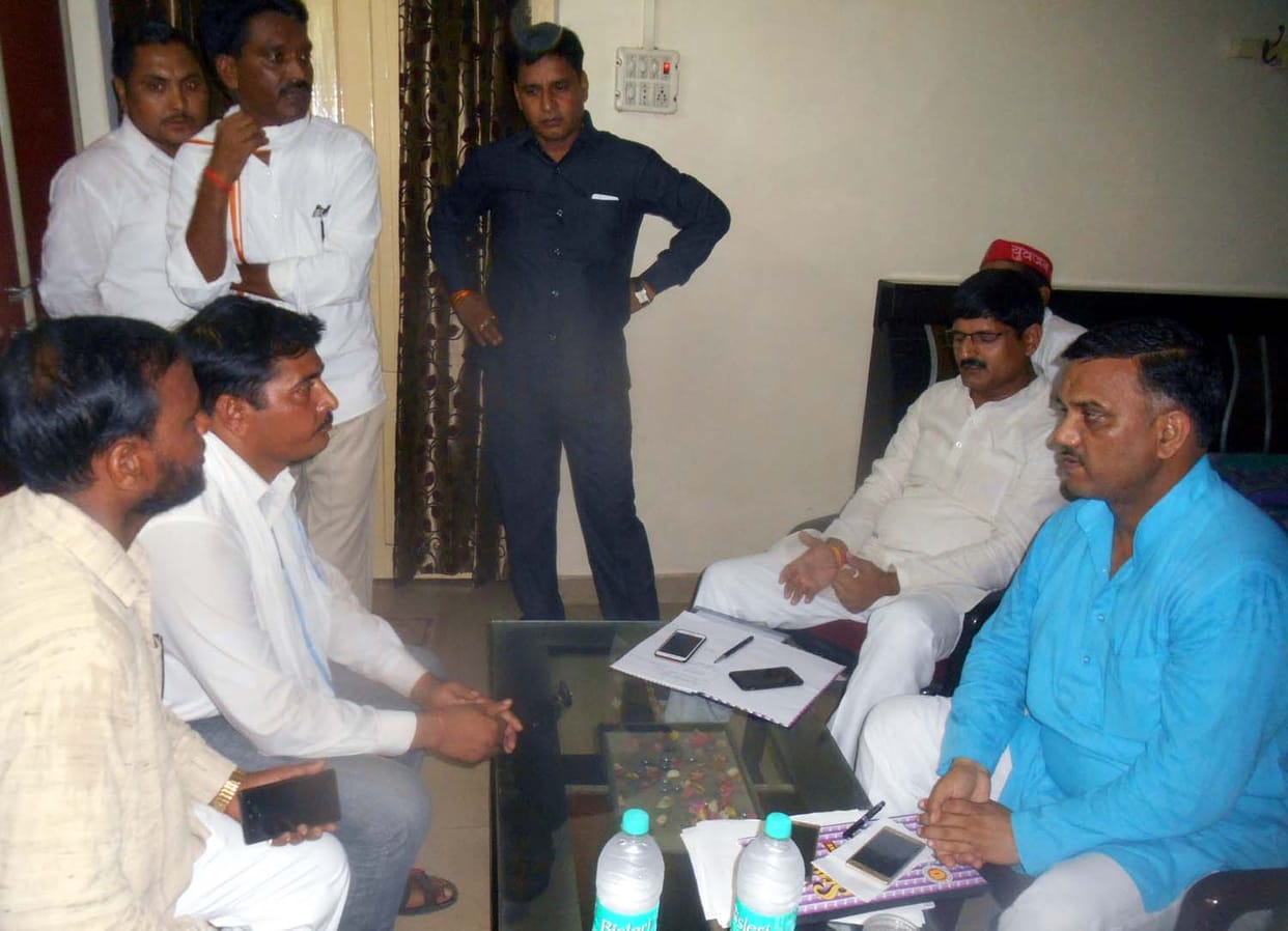 sapa paryavekshakon ne tatolee daavedaaron kee nabj