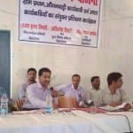 इटवा में हौसला पोषण कार्यक्रम को संबोधित करते सीडीओ।