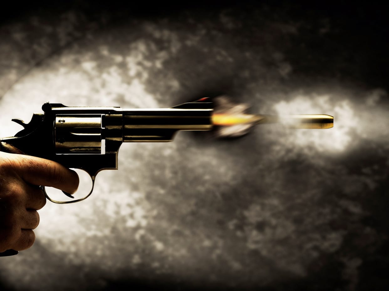 firing and stoning  in  Zahid nagar
