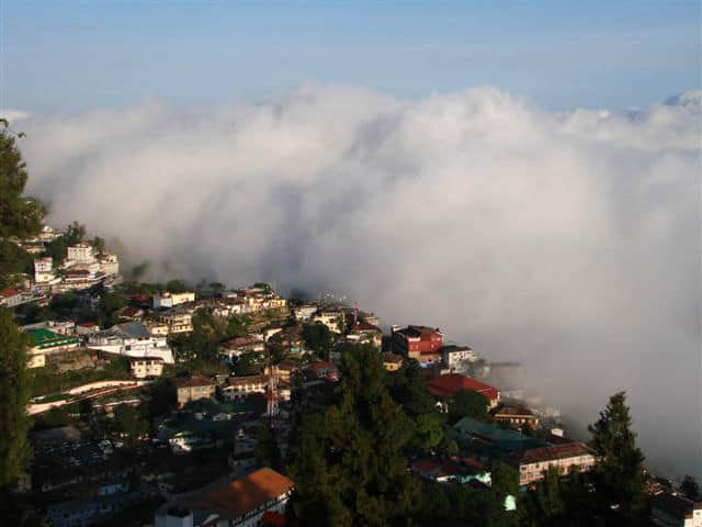 awesome mussoorie in monsoon season