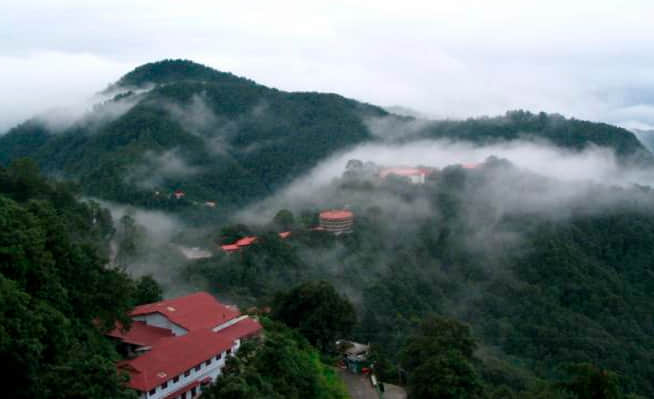 awesome mussoorie in monsoon season
