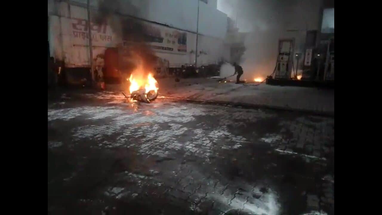 two scooty caught fire at kanpur petrol pump