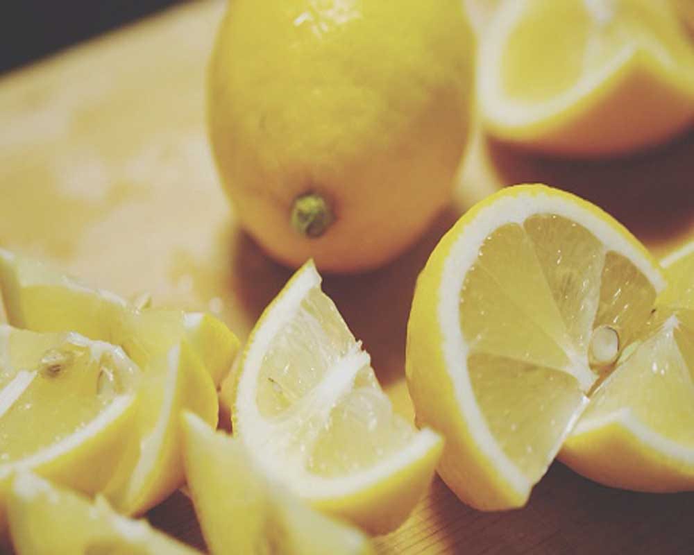 if feeling sad then sniff lemon