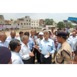 sonipat news, hindi news, platform, wending machine