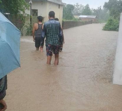 Heavy rain in himachal Pradesh