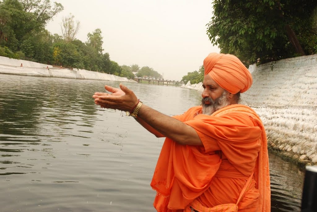 padamshree award winner sant seenchewal statement on punjab assembly election 2017 issues