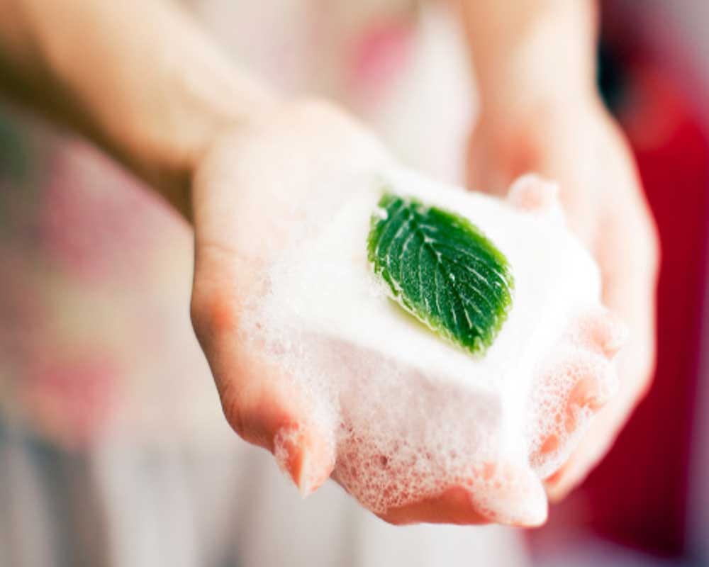 prepare hand wash at home with leftover soap during lockdown