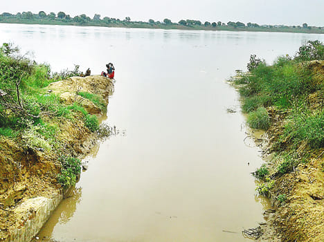 Mr. Dodeshwar temple submerged by rising water level in Yamuna