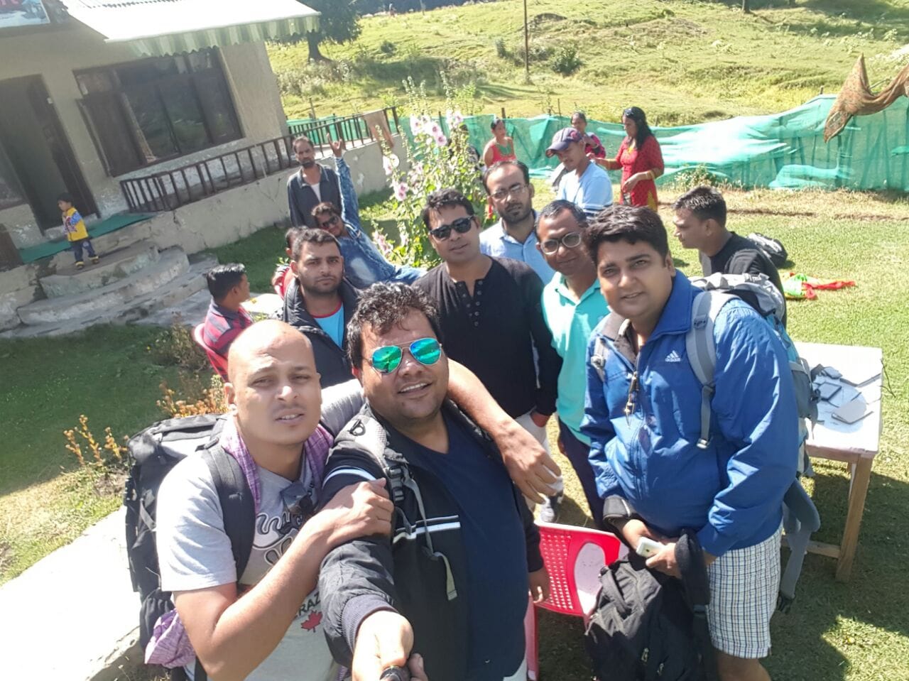 altaf ahmed soofi helped amarnath tourist in lucknow
